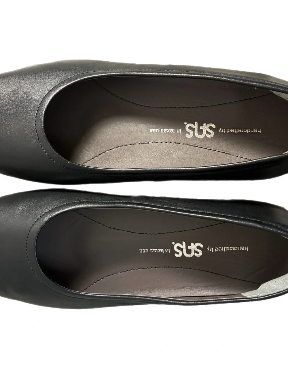 SAS Black Leather Low Block Heel Pump Size 6.5W Made in the USA